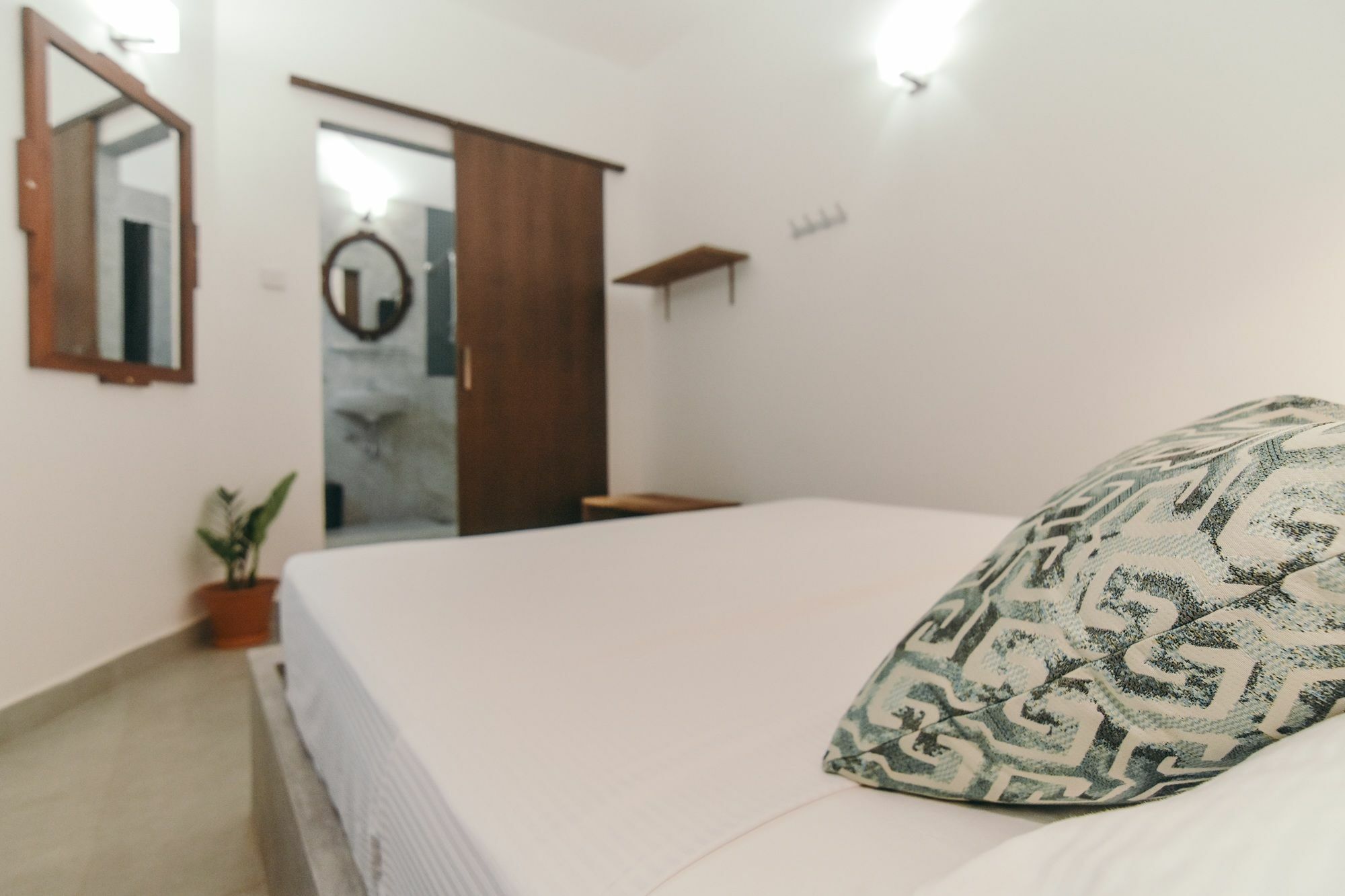 City Beds - The Regent Коломбо Экстерьер фото